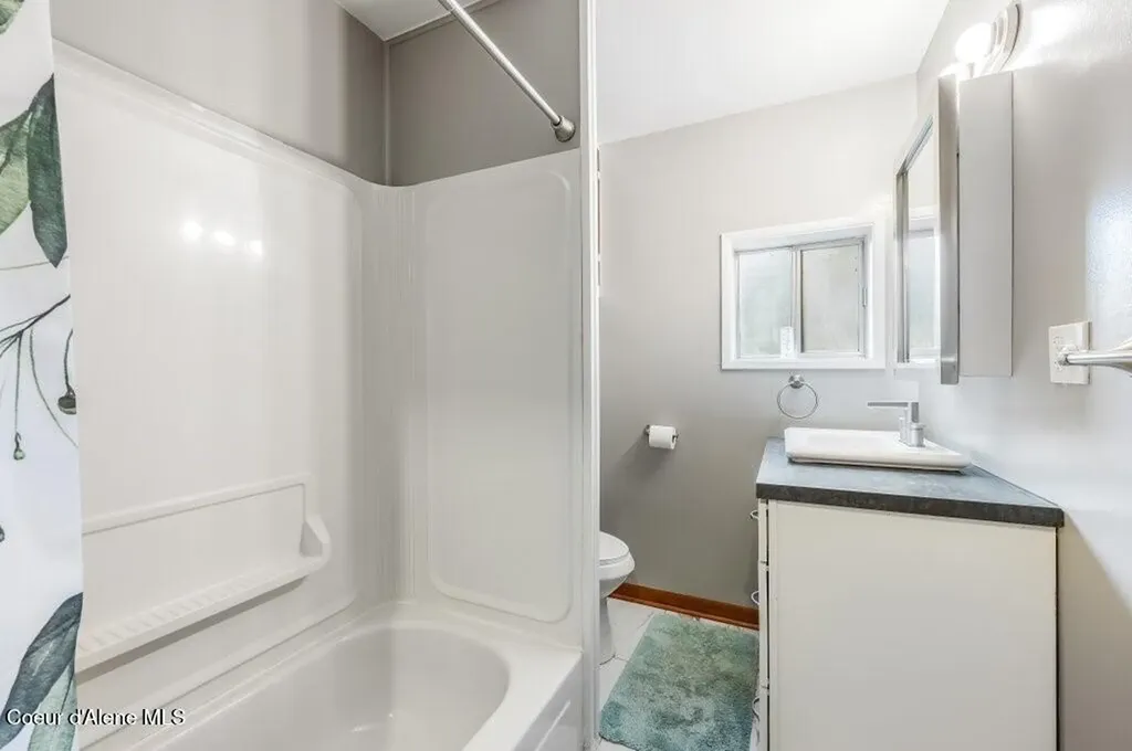 213 W 5th Avenue Clark Fork ID 83811