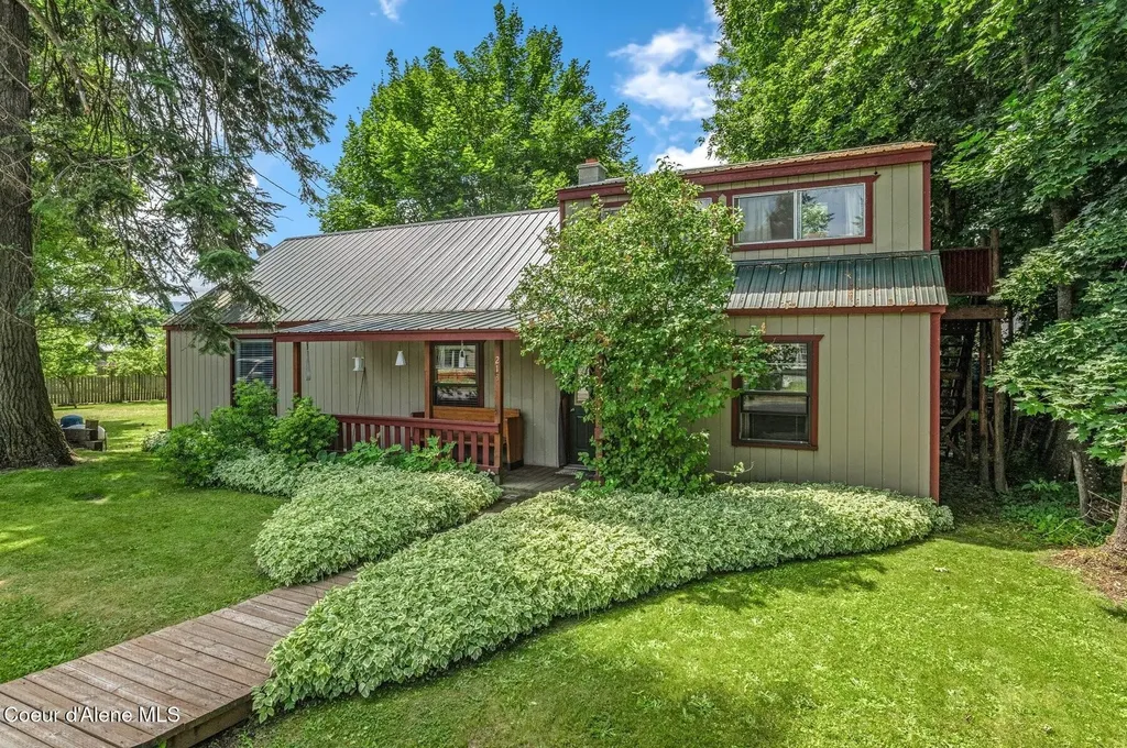 213 W 5th Avenue Clark Fork ID 83811
