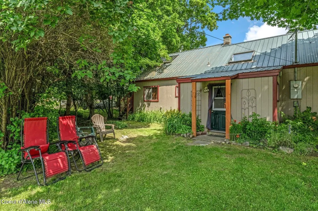 213 W 5th Avenue Clark Fork ID 83811