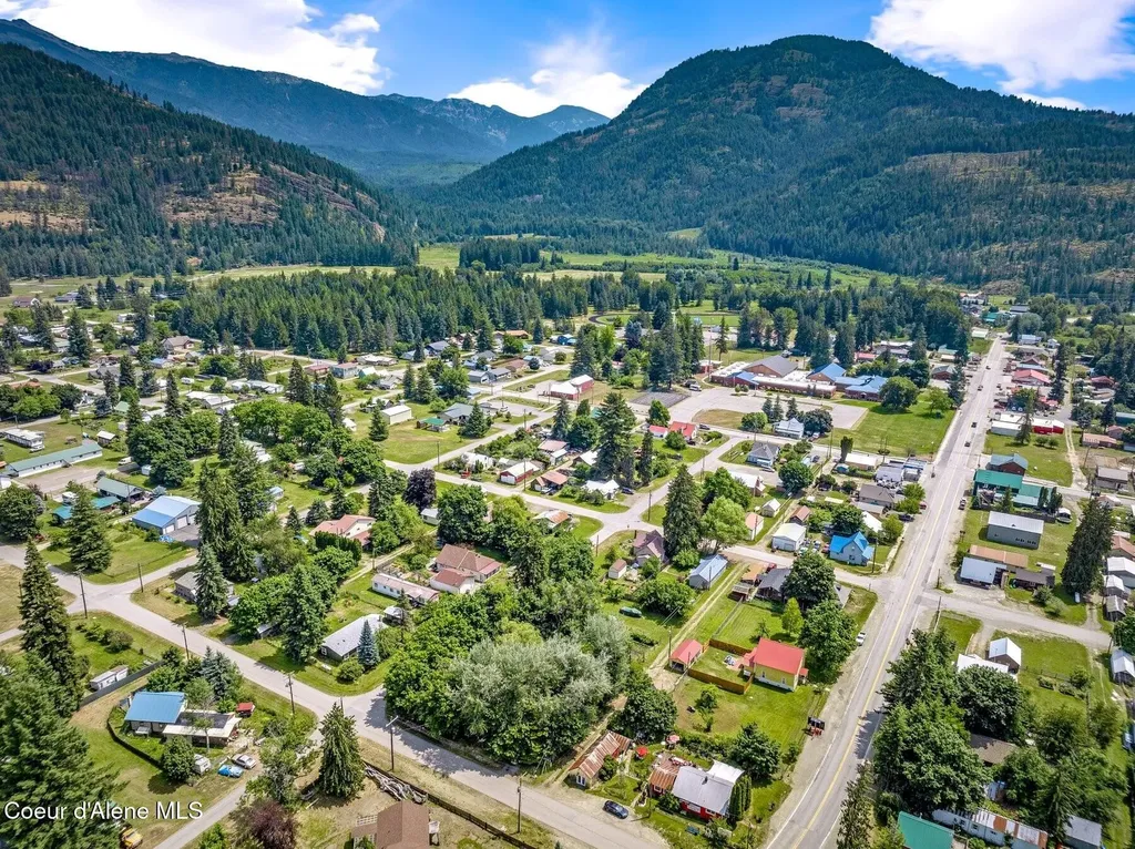 213 W 5th Avenue Clark Fork ID 83811