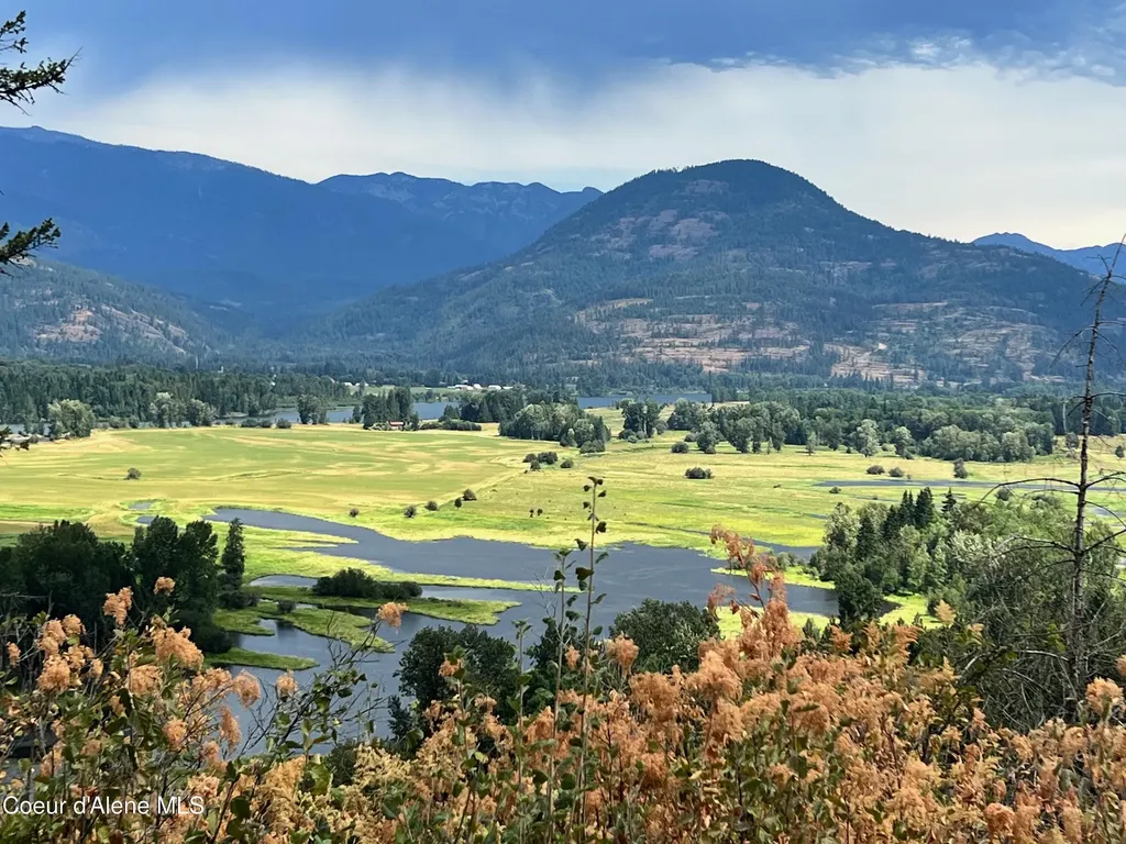 213 W 5th Avenue Clark Fork ID 83811