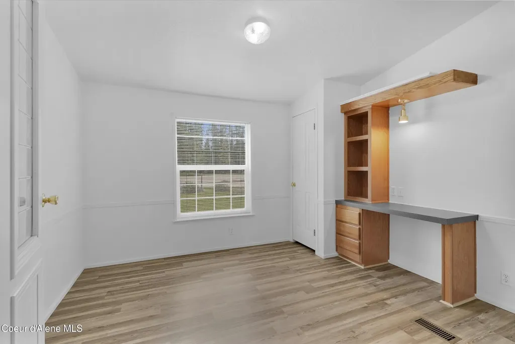 565 Shady Pines Loop Priest Lake ID 83856
