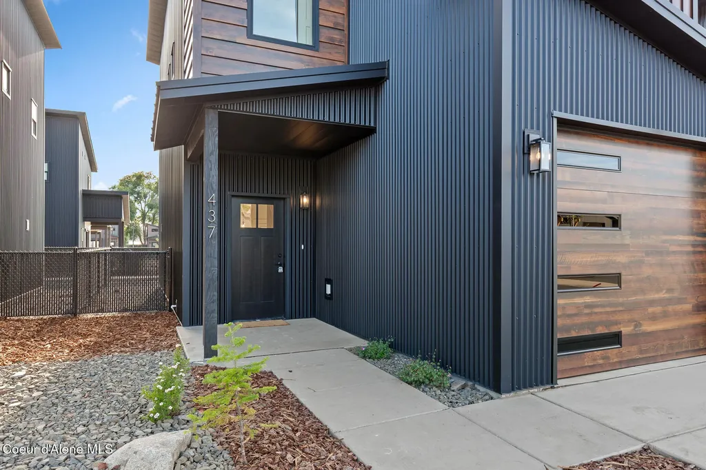437 N Wylder Lp Post Falls ID 83854
