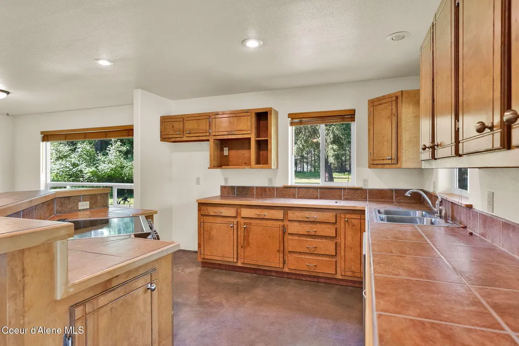 551 Star Road Bonners Ferry ID 83805