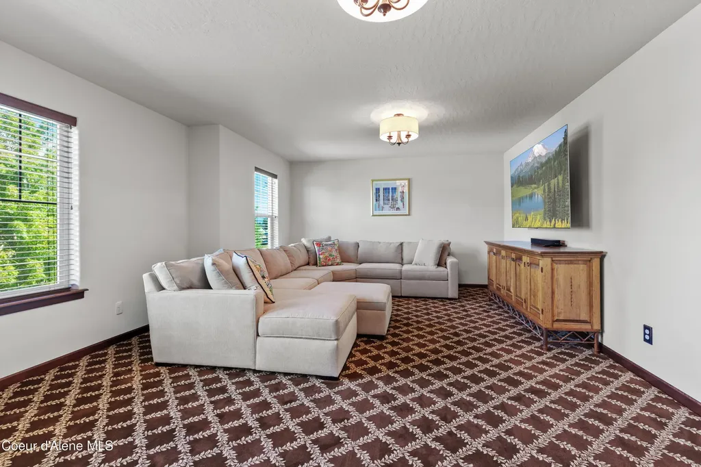 1658 W Boyles Avenue Hayden ID 83835