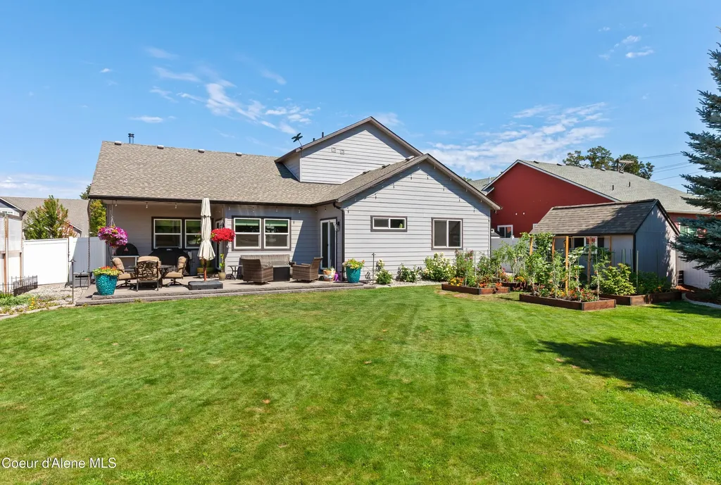 1658 W Boyles Avenue Hayden ID 83835
