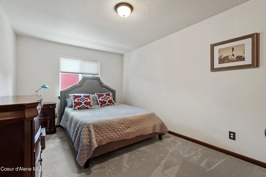 1658 W Boyles Avenue Hayden ID 83835
