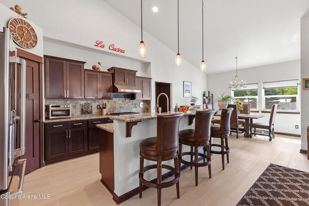 1658 W Boyles Avenue Hayden ID 83835