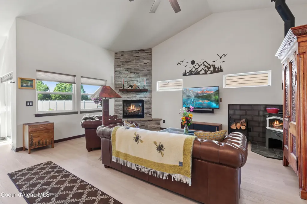 1658 W Boyles Avenue Hayden ID 83835