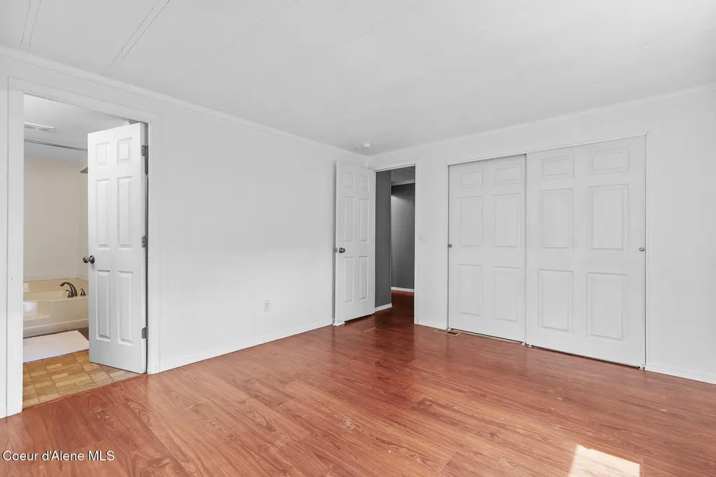 311 N Main Street Kootenai ID 83840