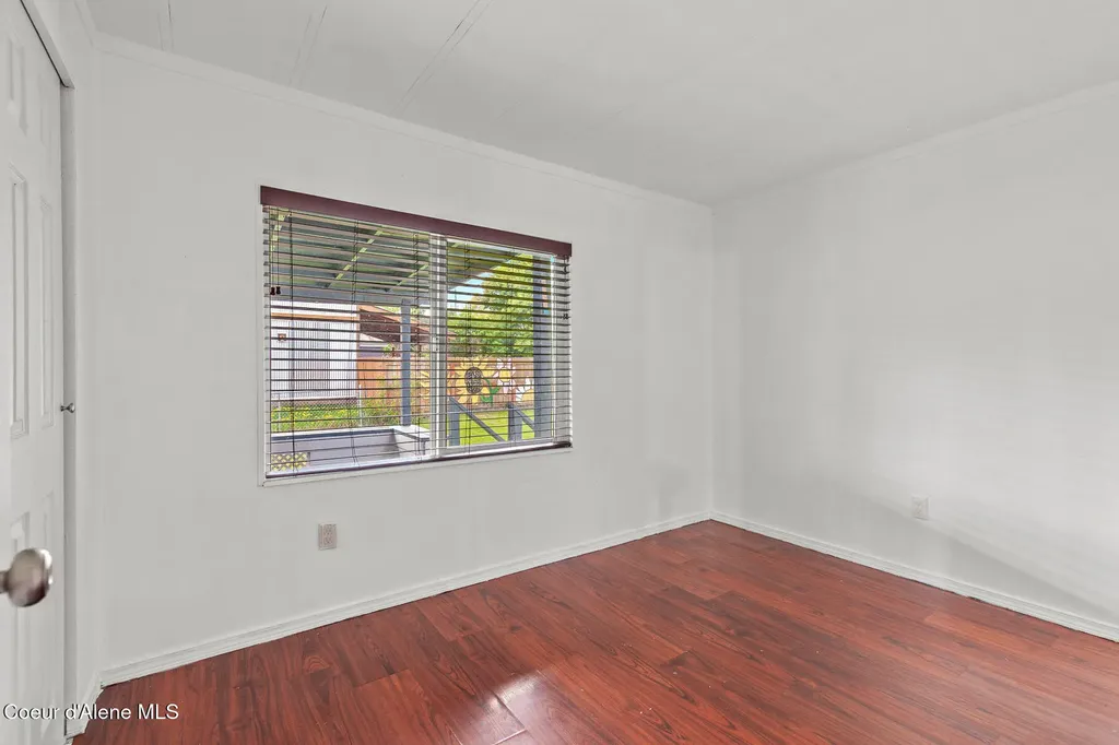 311 N Main Street Kootenai ID 83840
