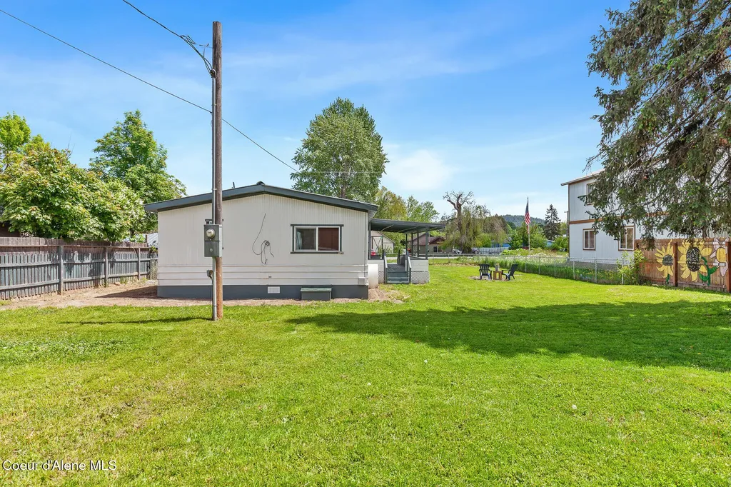 311 N Main Street Kootenai ID 83840