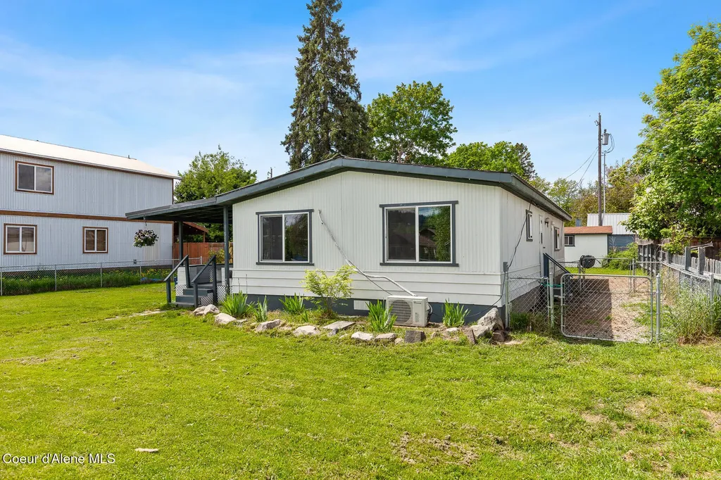 311 N Main Street Kootenai ID 83840