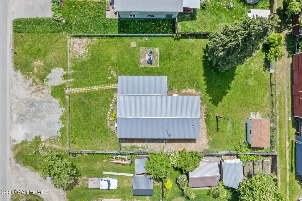 311 N Main Street Kootenai ID 83840