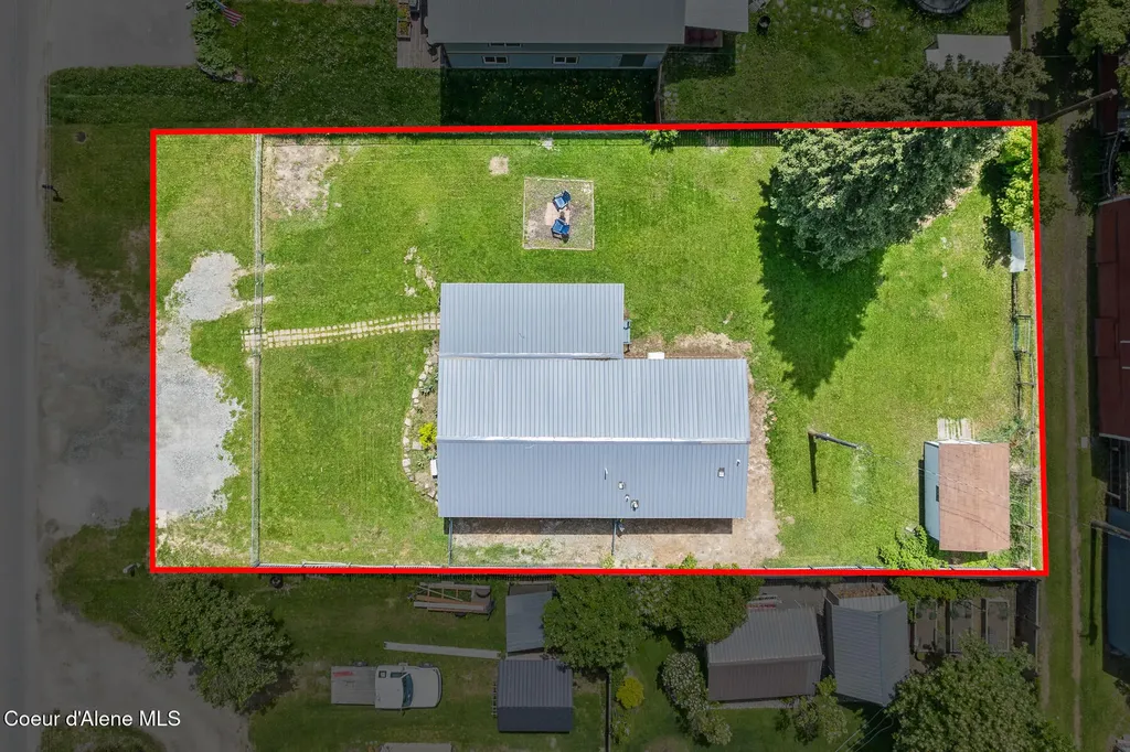 311 N Main Street Kootenai ID 83840