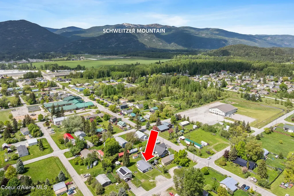 311 N Main Street Kootenai ID 83840