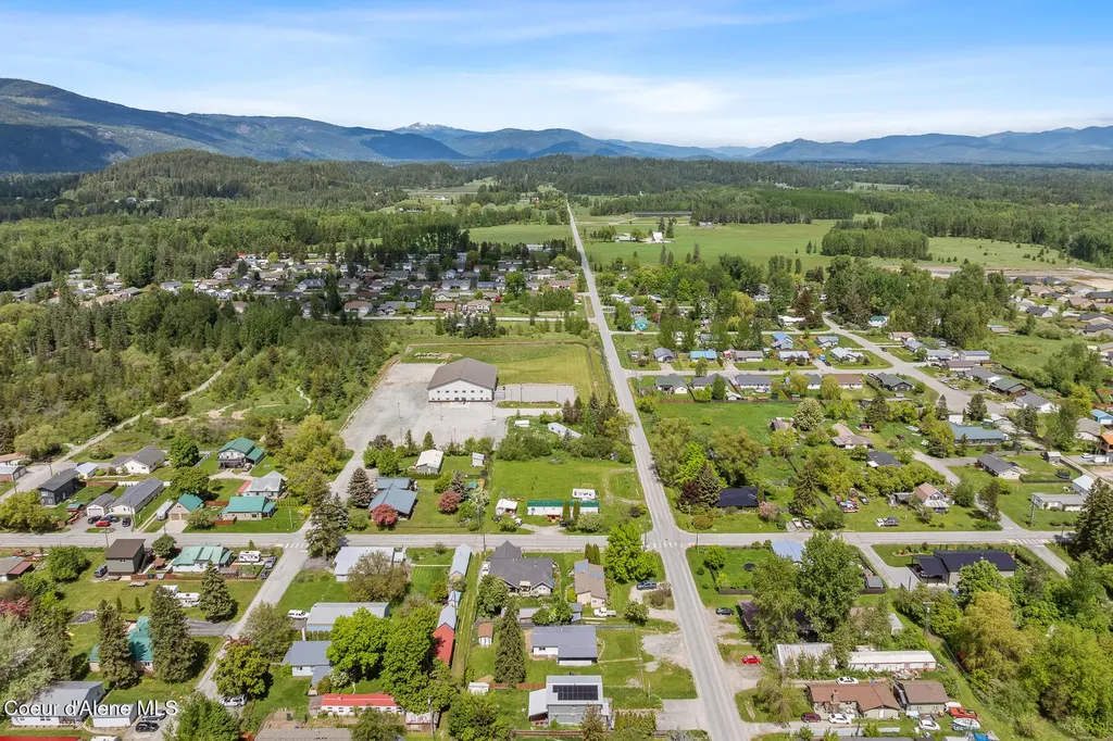 311 N Main Street Kootenai ID 83840