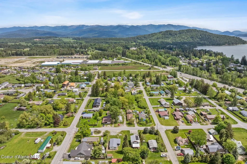 311 N Main Street Kootenai ID 83840