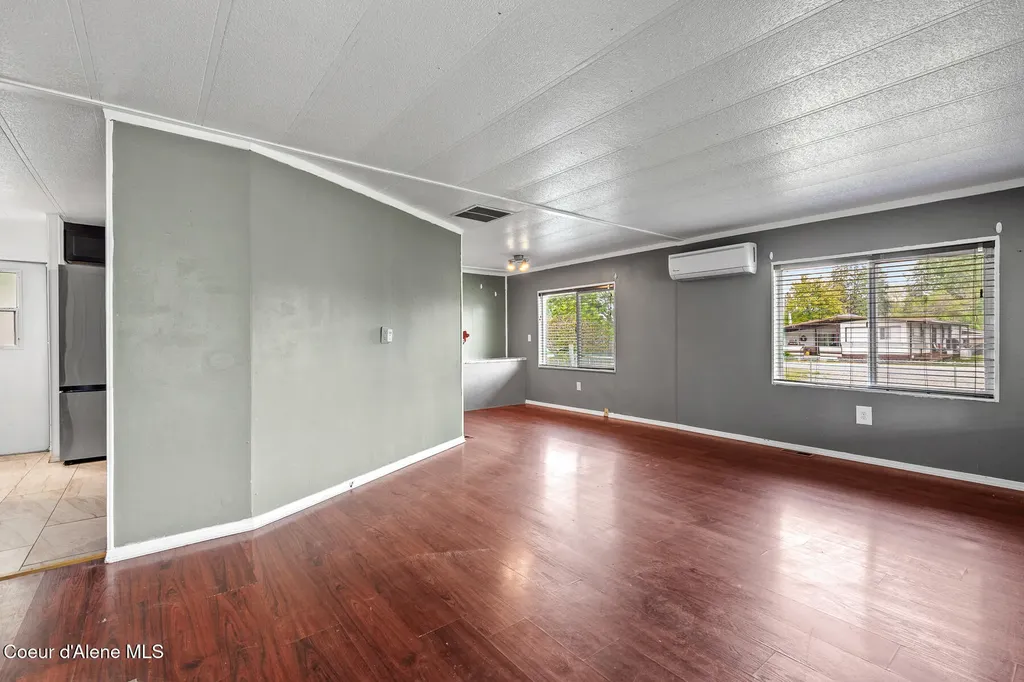 311 N Main Street Kootenai ID 83840