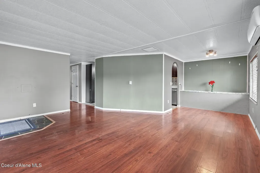 311 N Main Street Kootenai ID 83840