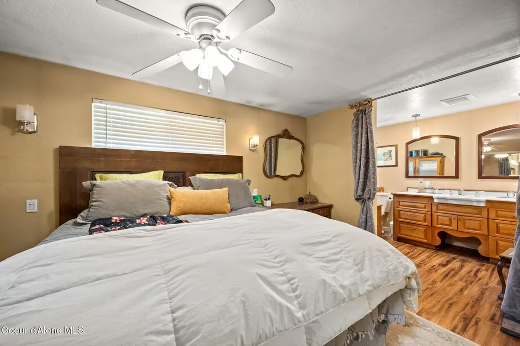 16761 N Pinewood Way Hayden ID 83835