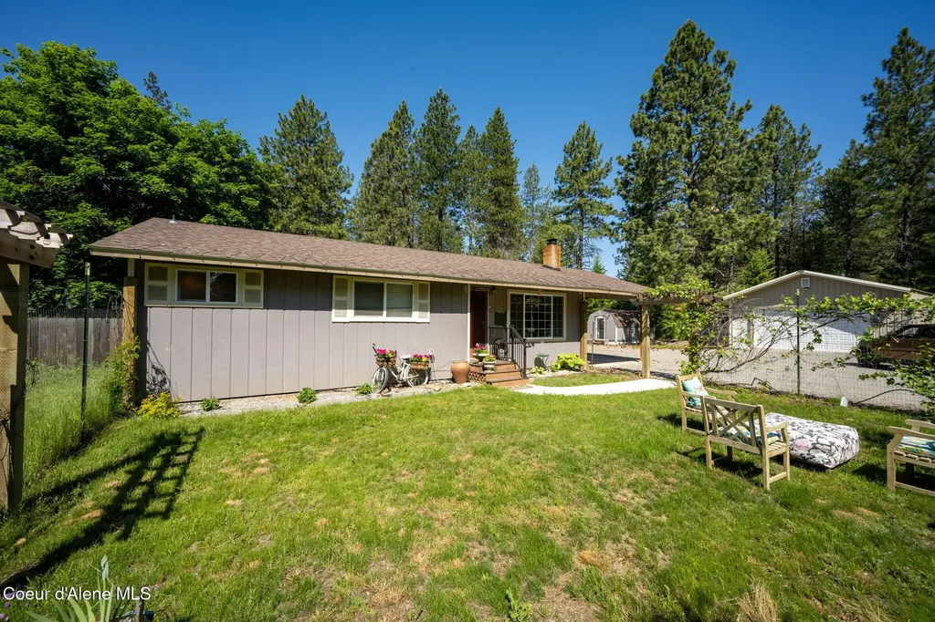 16761 N Pinewood Way Hayden ID 83835