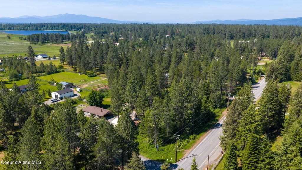 16761 N Pinewood Way Hayden ID 83835