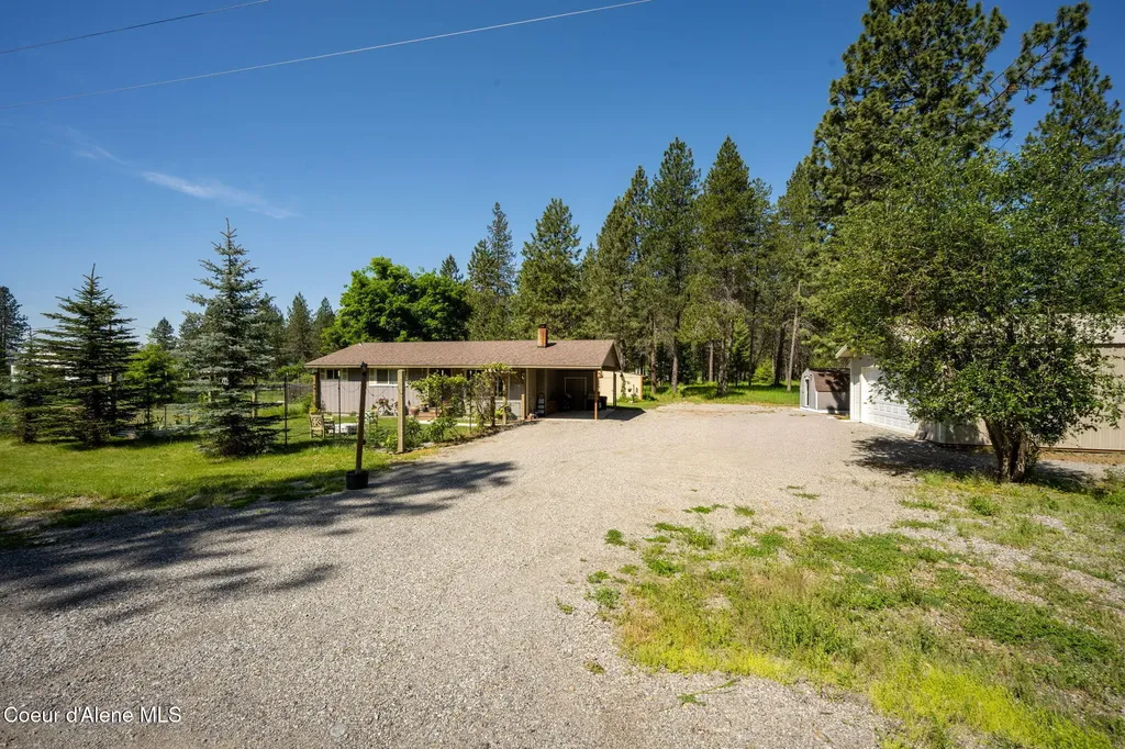 16761 N Pinewood Way Hayden ID 83835