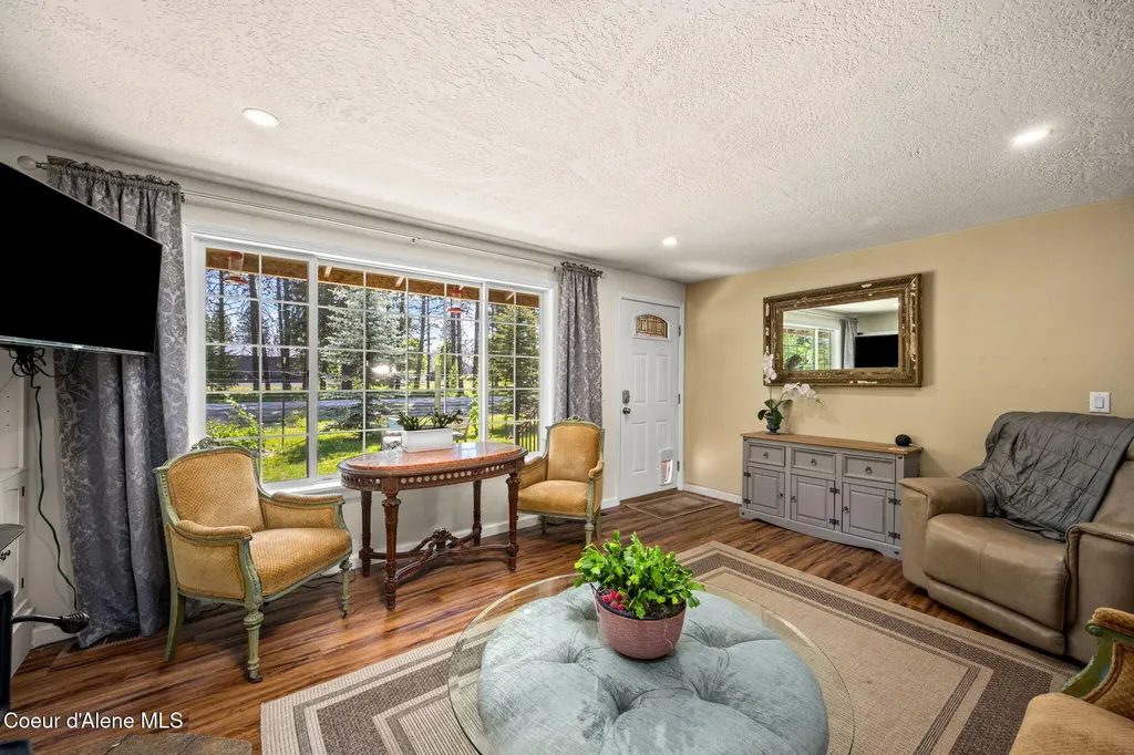 16761 N Pinewood Way Hayden ID 83835