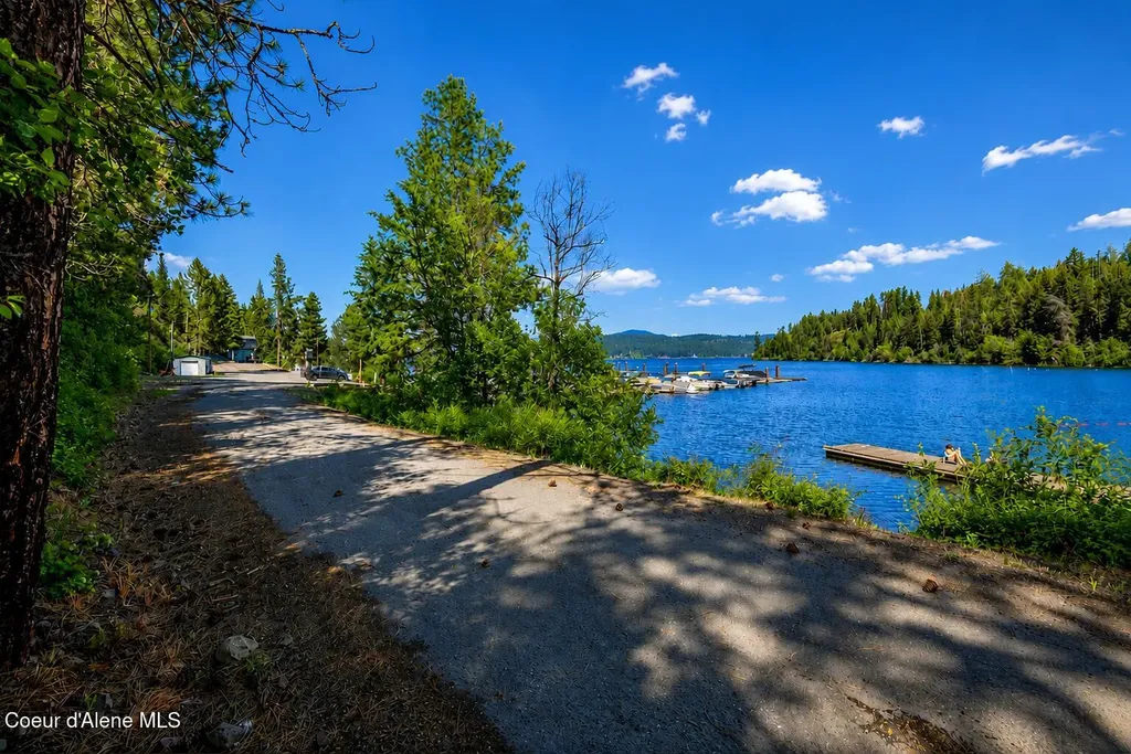 22671 S Lakeshore Drive Worley ID 83876
