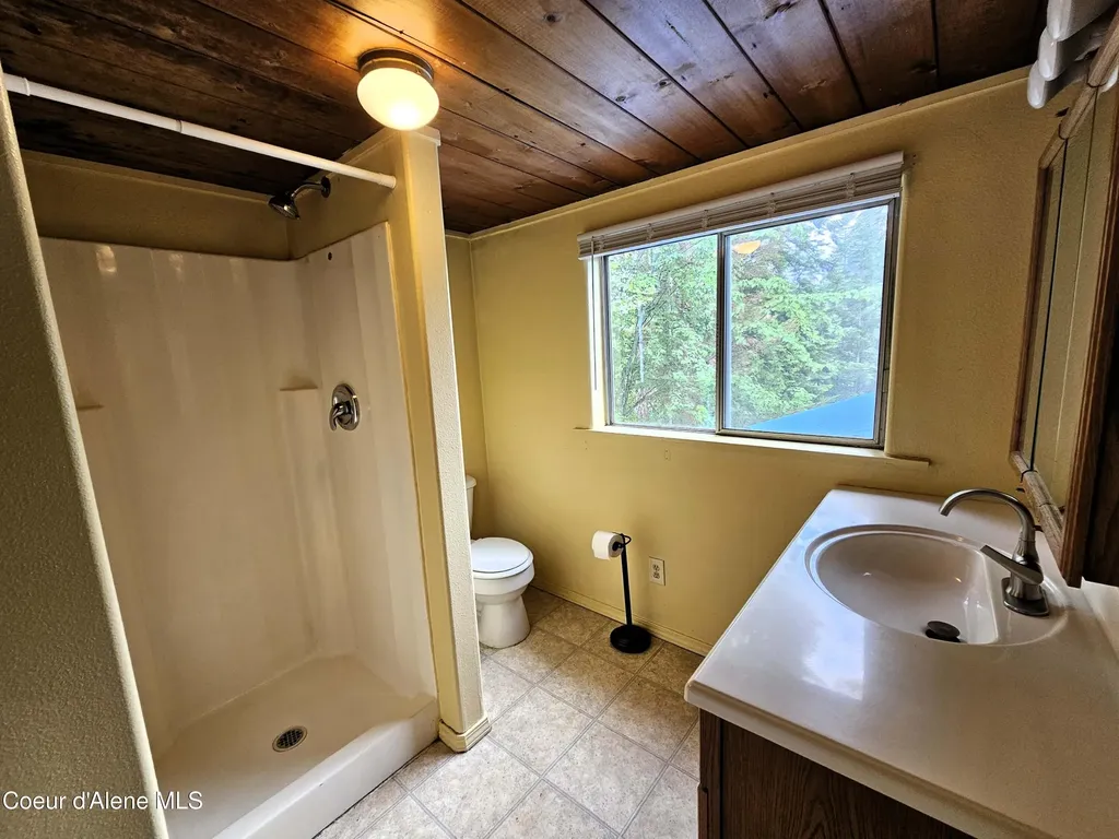 4714 E Upper Hayden Lake Road Hayden ID 83835