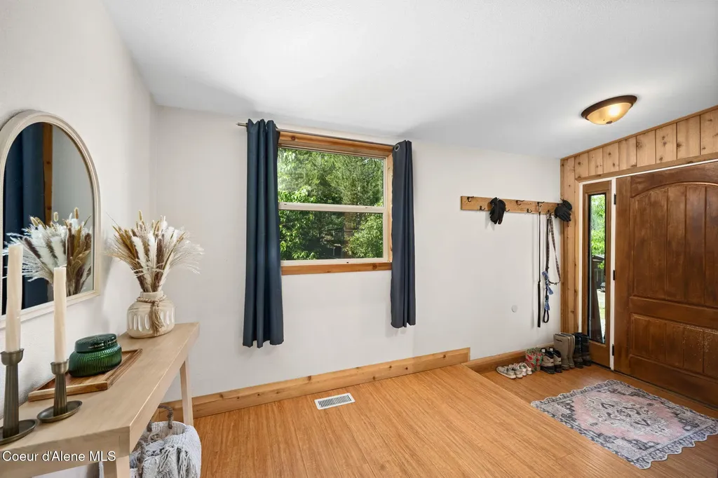 357 Hunt Gulch Road Kingston ID 83839