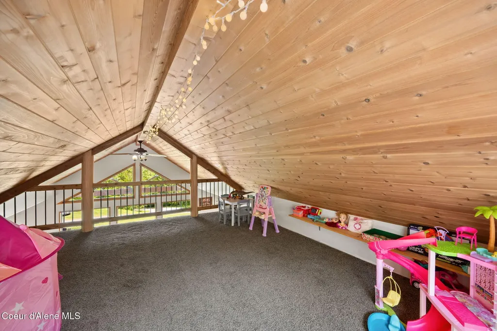 357 Hunt Gulch Road Kingston ID 83839