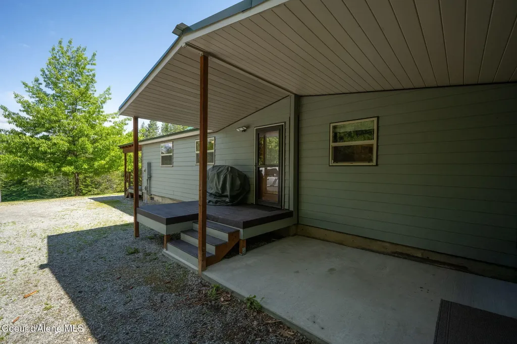357 Hunt Gulch Road Kingston ID 83839