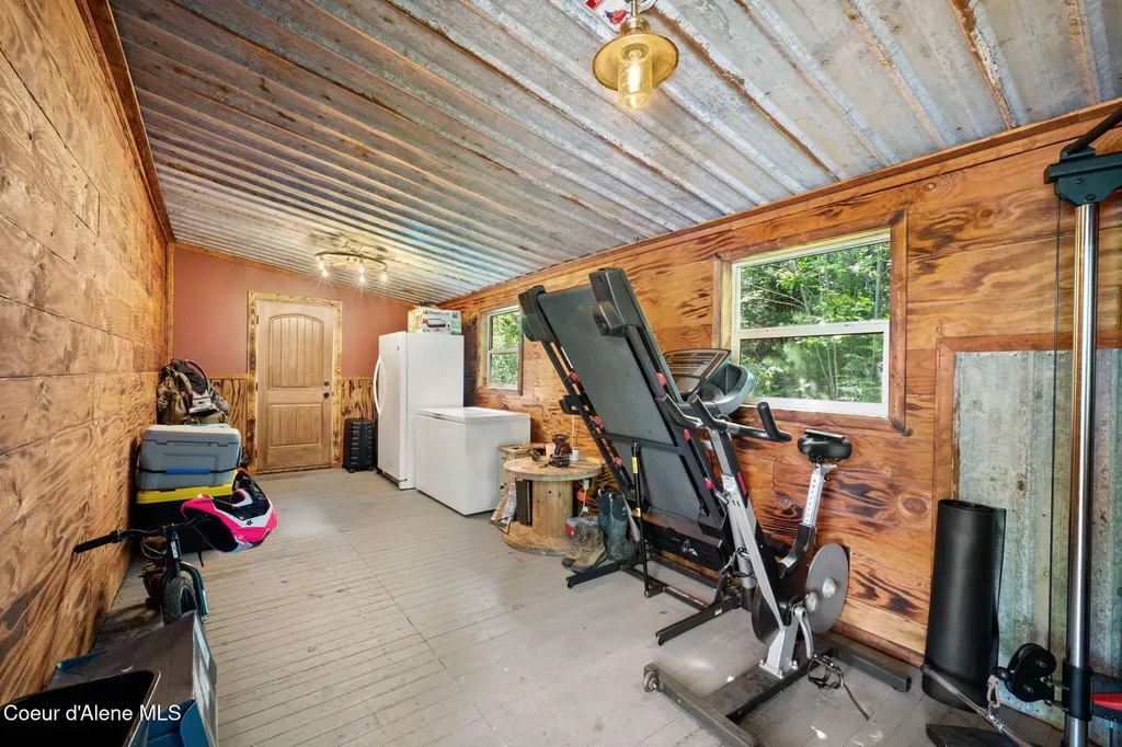 357 Hunt Gulch Road Kingston ID 83839