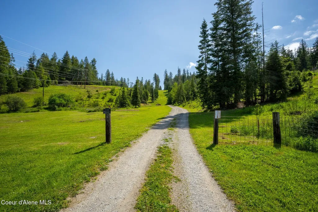 357 Hunt Gulch Road Kingston ID 83839