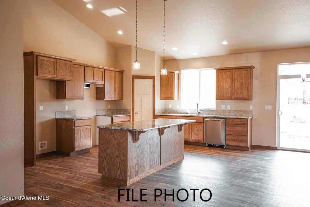 4500 E Davin Drive Post Falls ID 83854