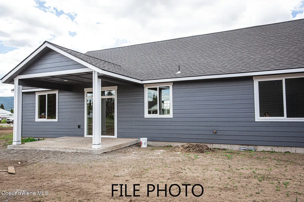 4500 E Davin Drive Post Falls ID 83854