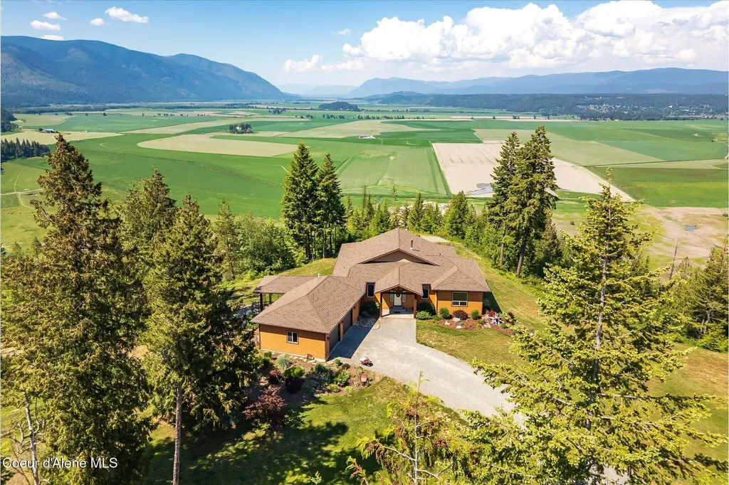 153 Ocean Front Place Naples ID 83847