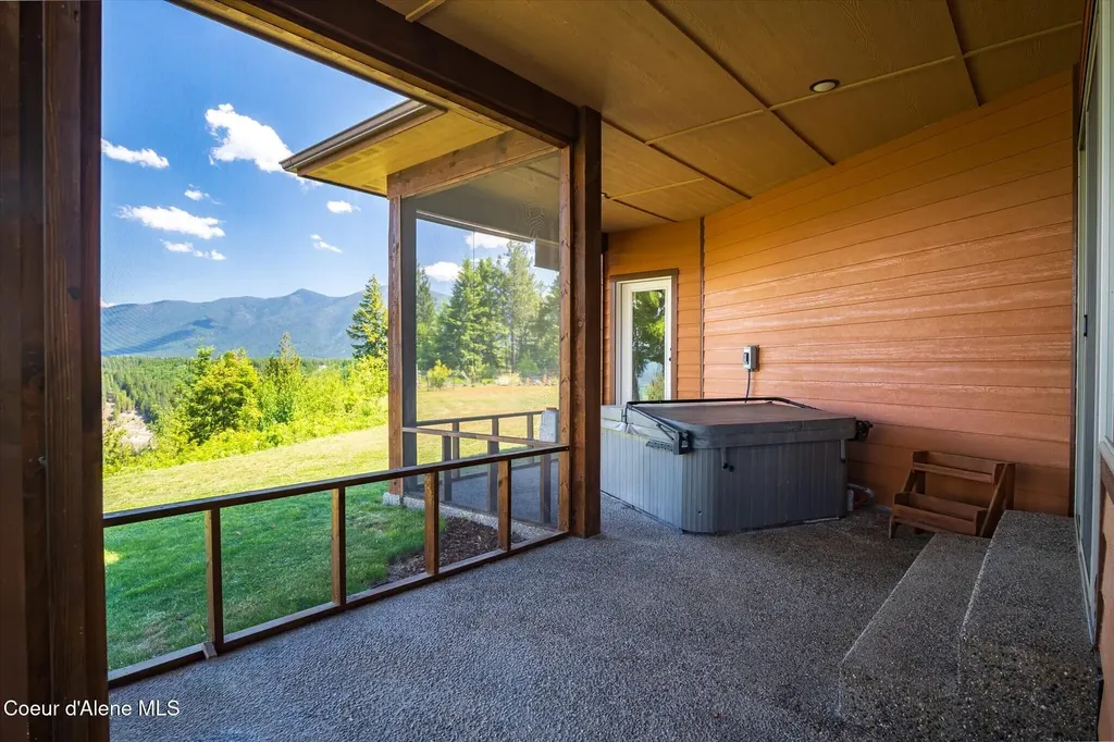 153 Ocean Front Place Naples ID 83847