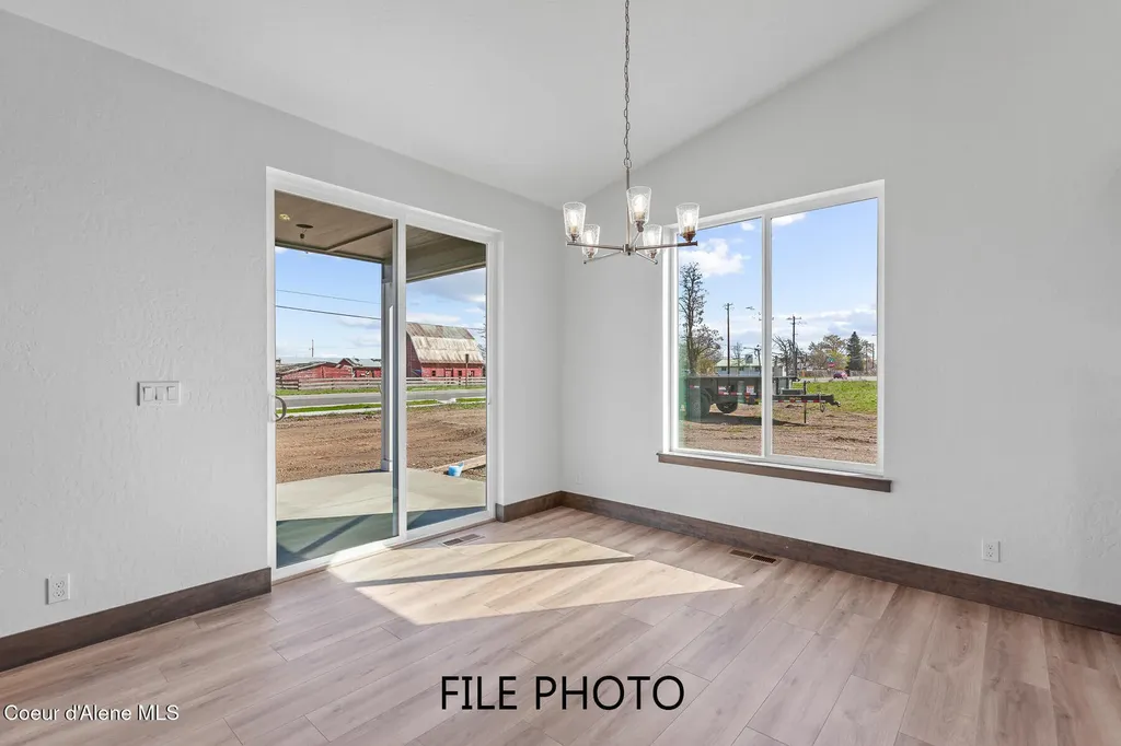 4475 E Savea Lane Post Falls ID 83854