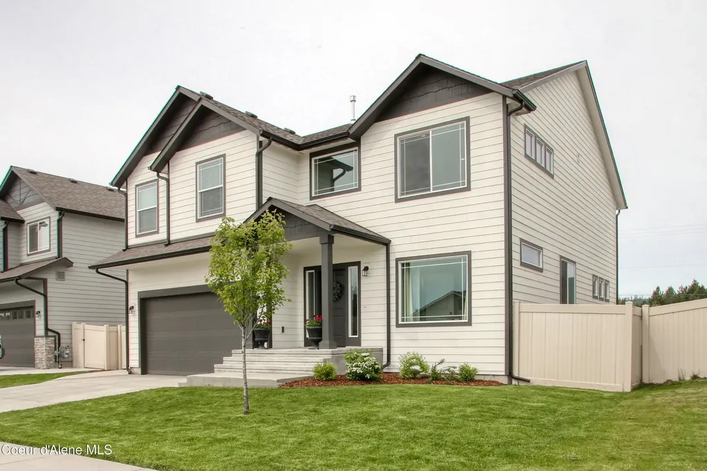 6489 W Astoria Loop Rathdrum ID 83858