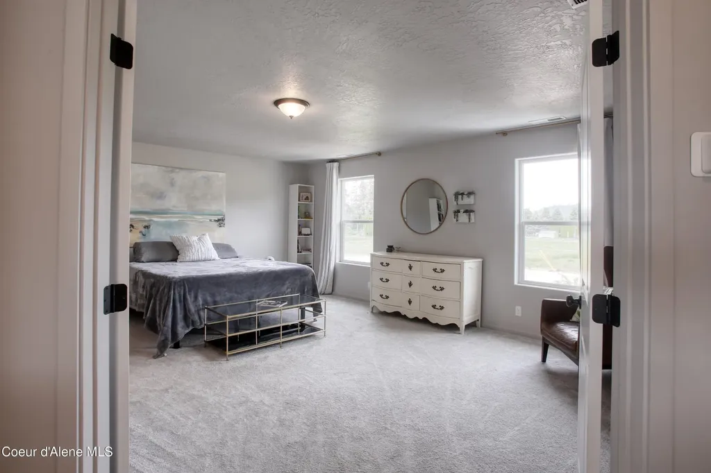 6489 W Astoria Loop Rathdrum ID 83858