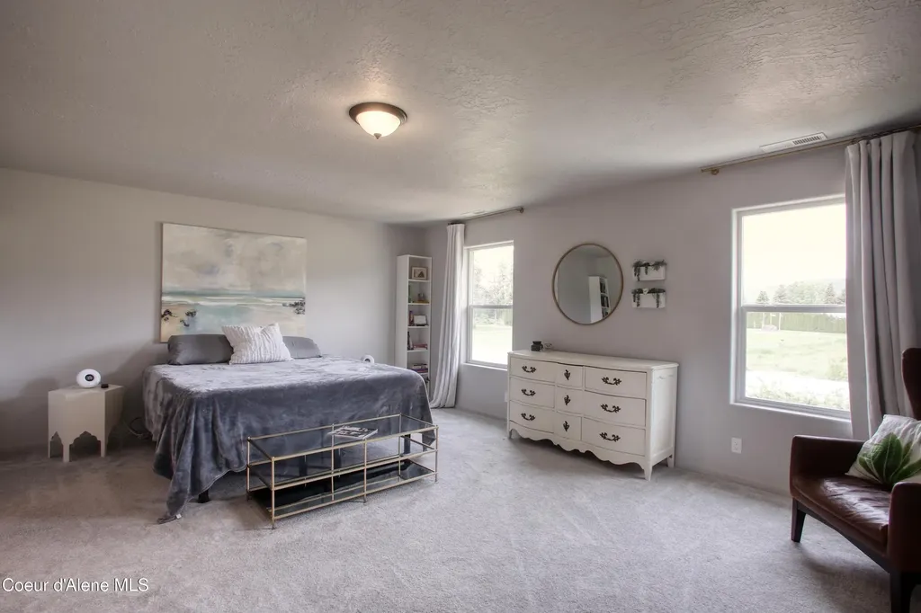 6489 W Astoria Loop Rathdrum ID 83858