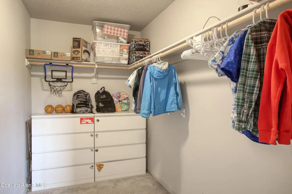 6489 W Astoria Loop Rathdrum ID 83858