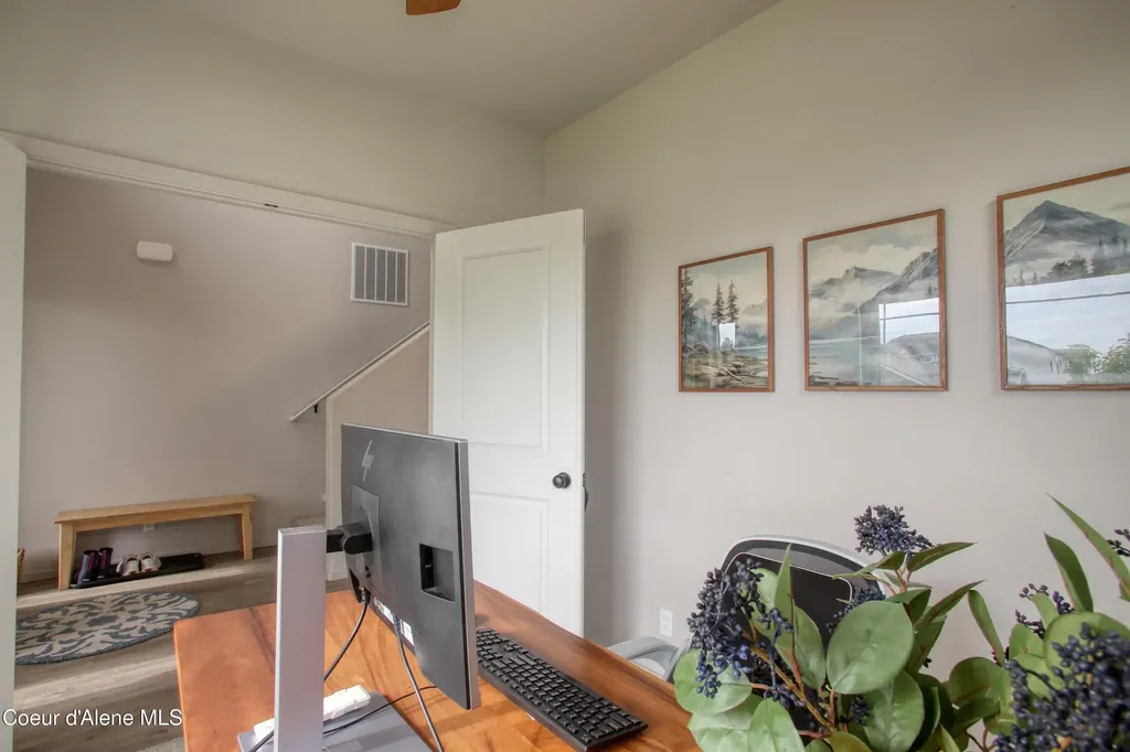 6489 W Astoria Loop Rathdrum ID 83858