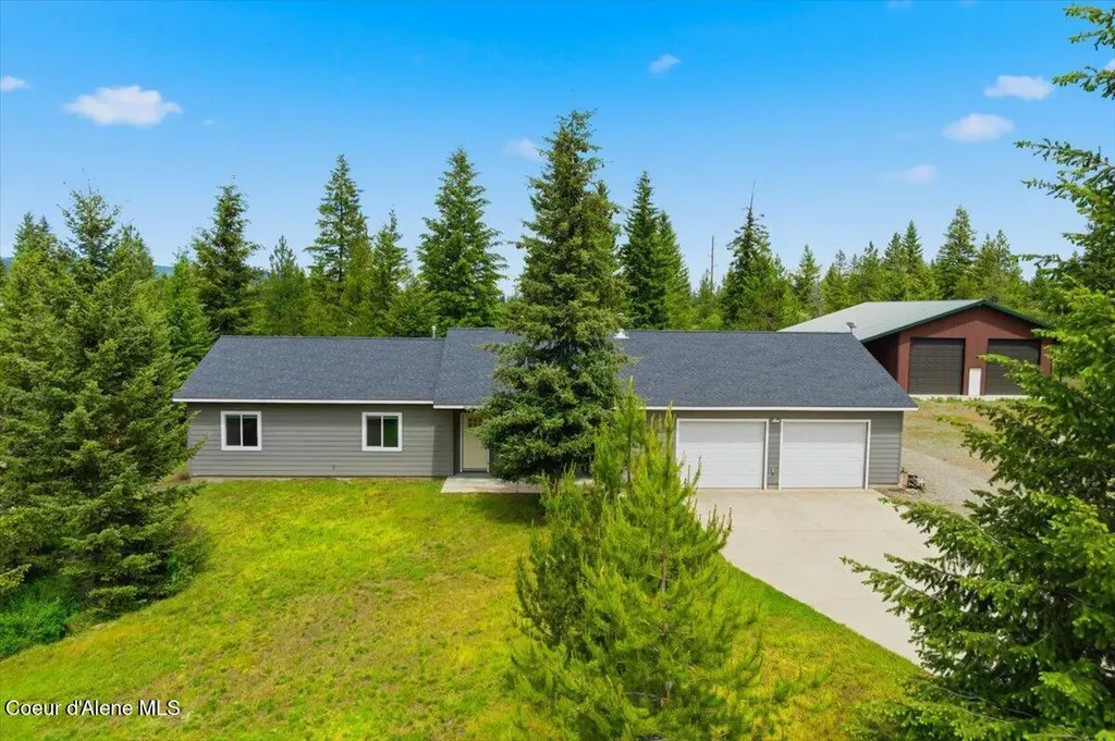 5109 W Jefferson Street Spirit Lake ID 83869