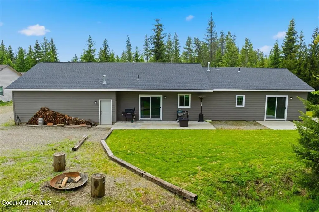 5109 W Jefferson Street Spirit Lake ID 83869