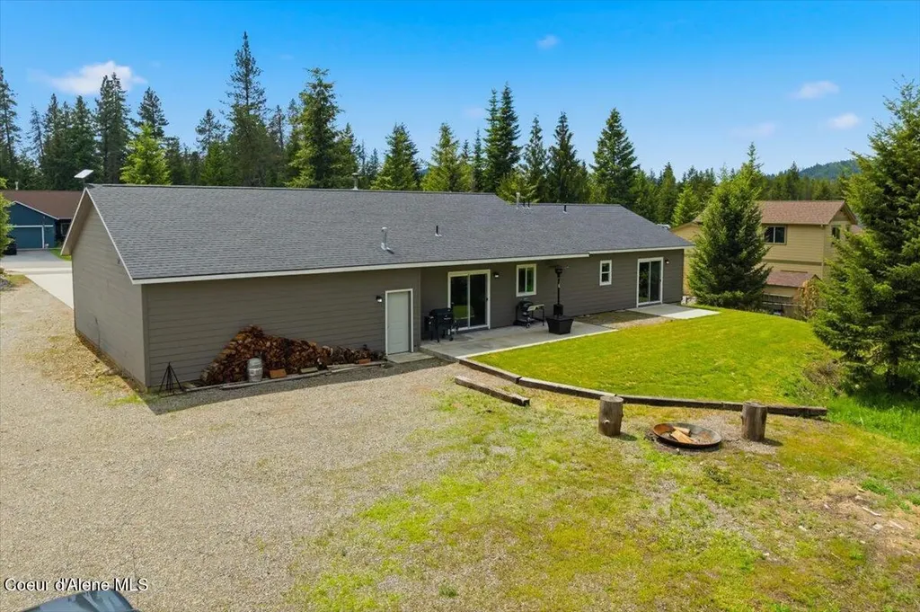 5109 W Jefferson Street Spirit Lake ID 83869