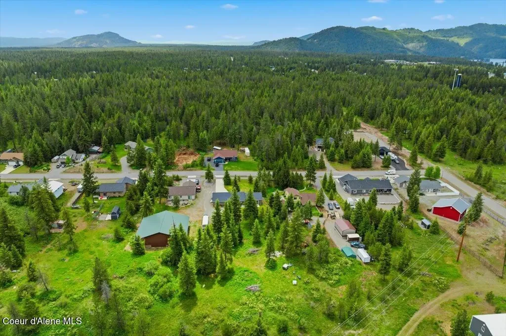 5109 W Jefferson Street Spirit Lake ID 83869